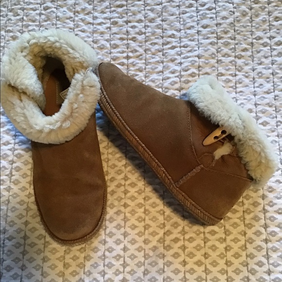 ugg ankle moccasins
